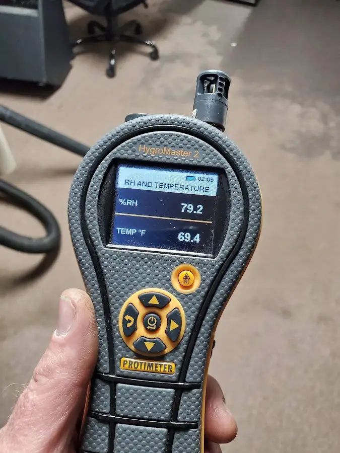 Moisture meter humidity assessment for Mold Remediation & Removal in Braintree Town